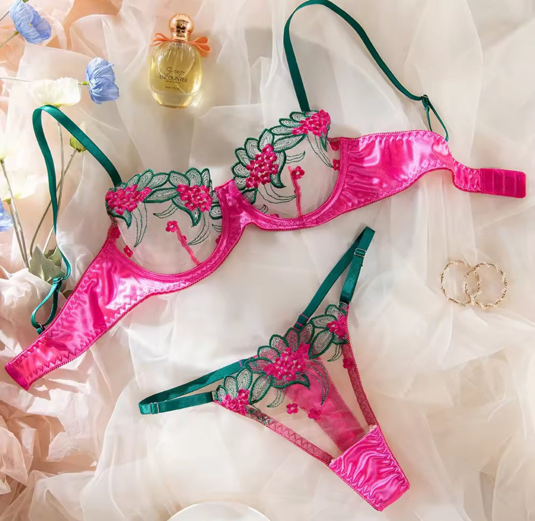 Mia Lingerieset