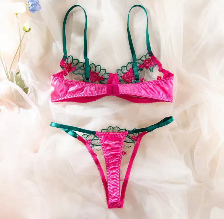 Mia Lingerieset