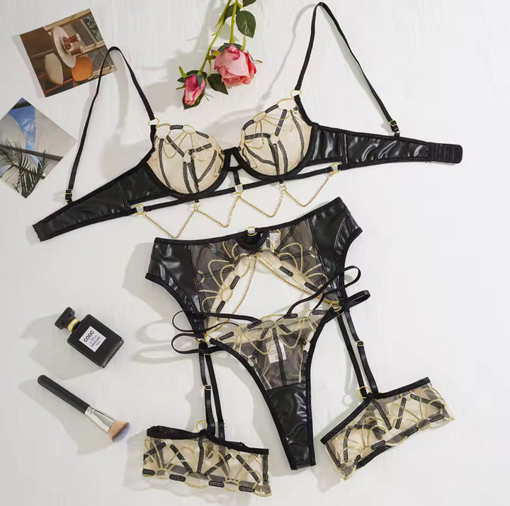 Golden Whisper Lingerieset
