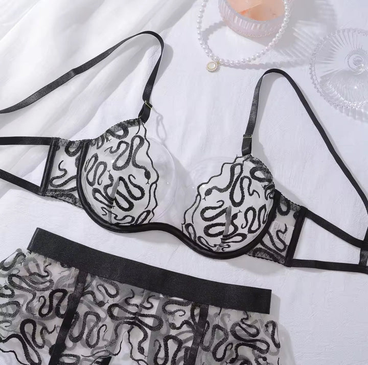 Matilde doorschijnende lingerieset