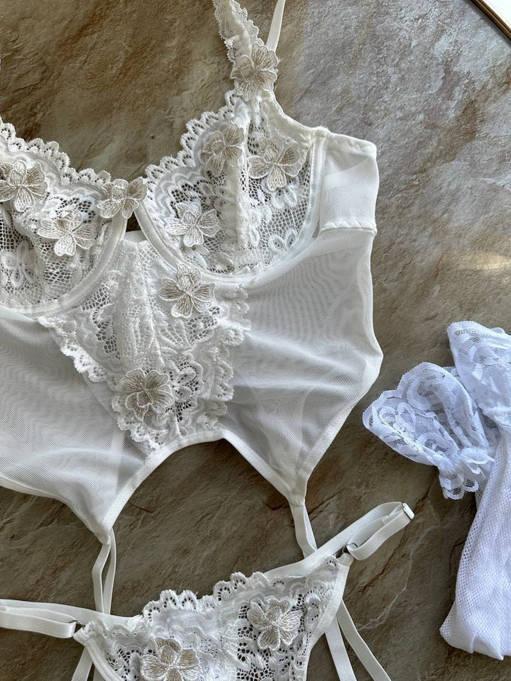 Serene Bride Lingerieset
