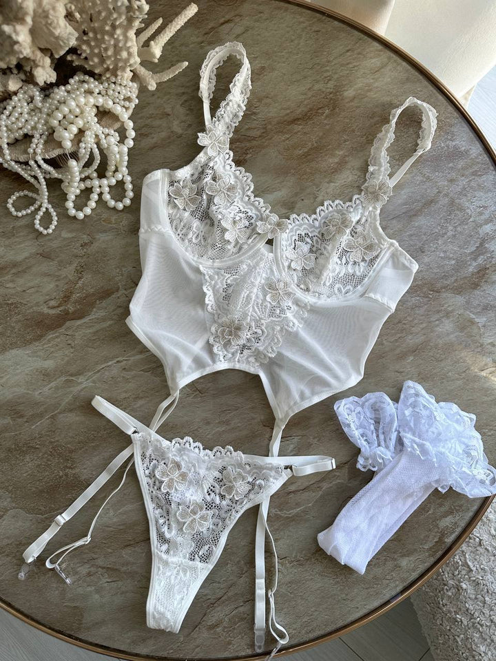 Serene Bride Lingerieset